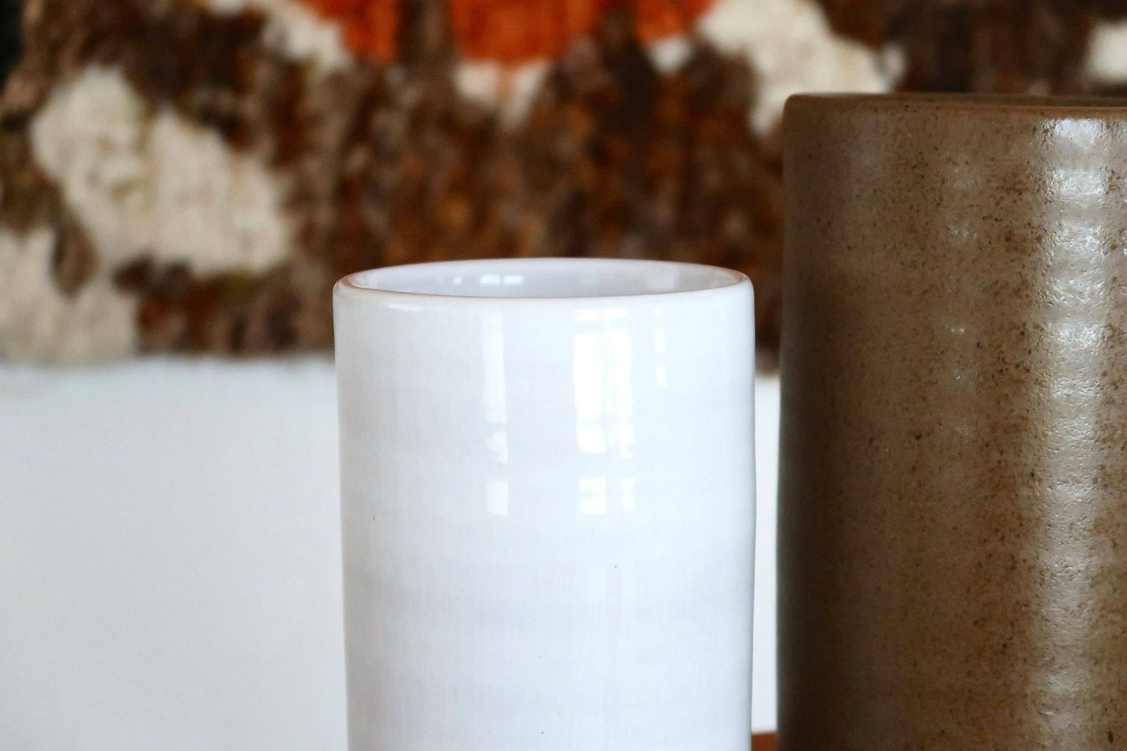 Grands vases cylindriques en céramique blanche et brune par Antonio Lampecco, années 1970 / Roll, Tube, de style Georges Jouve photo for sale