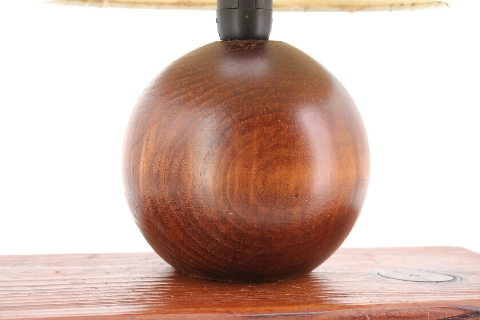 Lampe de table française en bois, abat-jour aux feuilles d'érable, années 1970 / Sphère, Herbier, Automne, Boho Chic, Folk photo Luminaires
