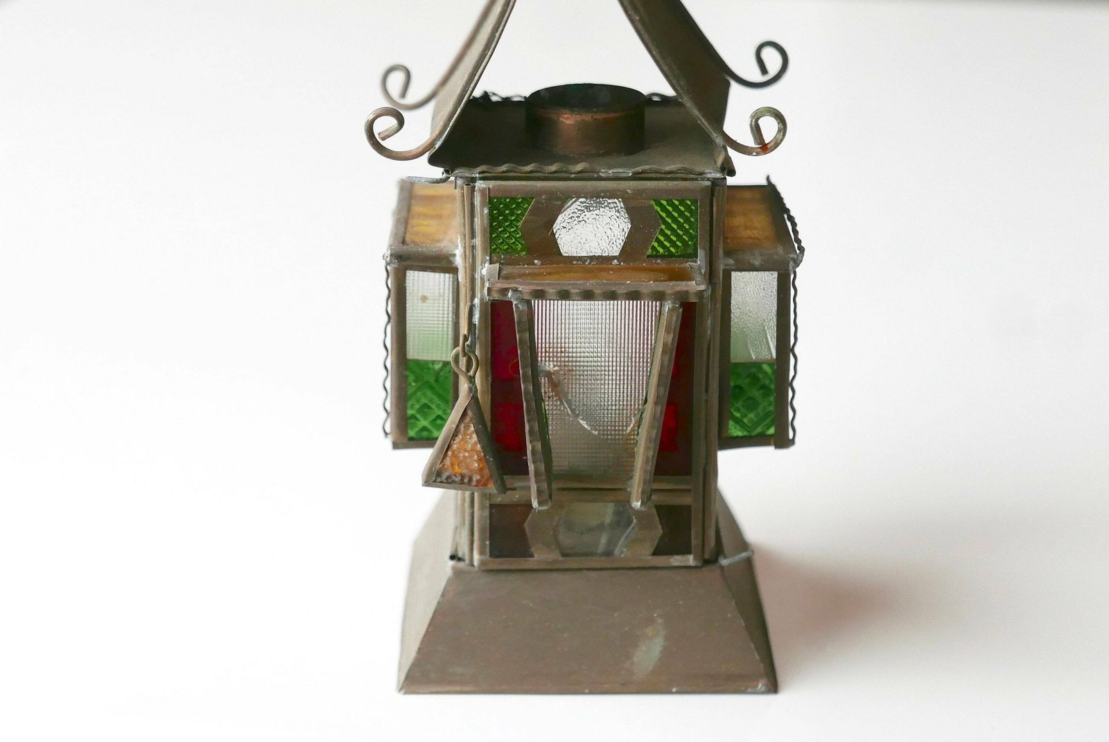 Lanterne en verre et métal, lampe à huile, années 1950, vintage, folk, boho chic, bohémien, à suspendre au mur photo vinterior