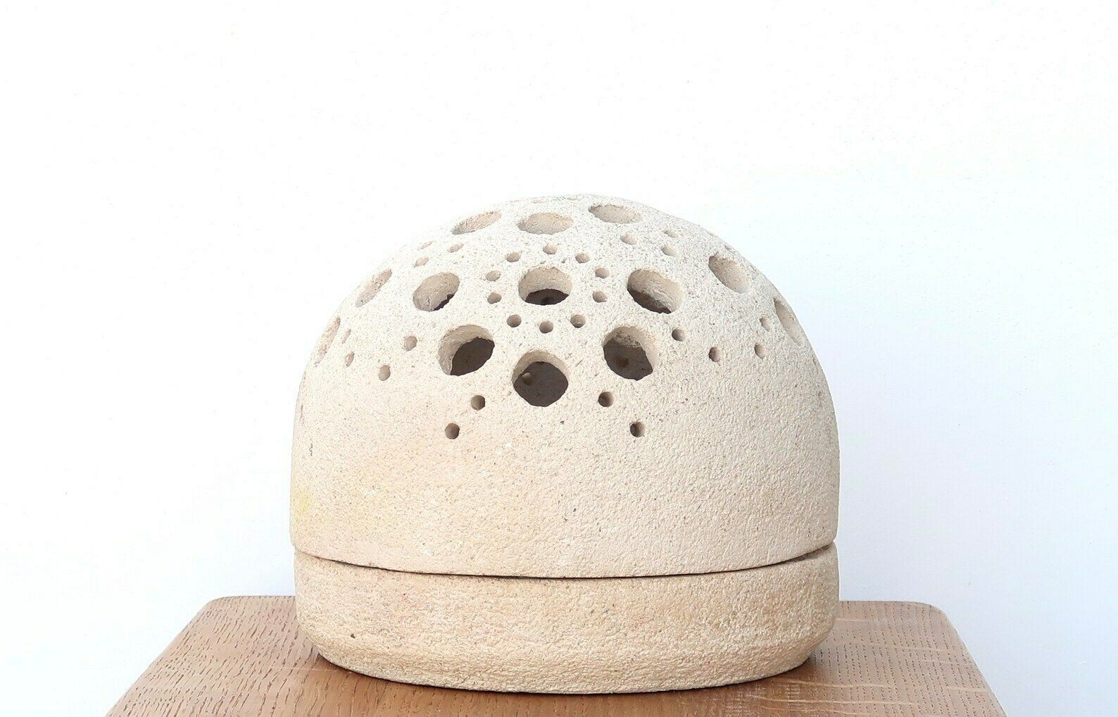 French Ceramic Dome For Candles, Années 60 / Sculpture, Tealight Photophore White Ceramics photo furniture
