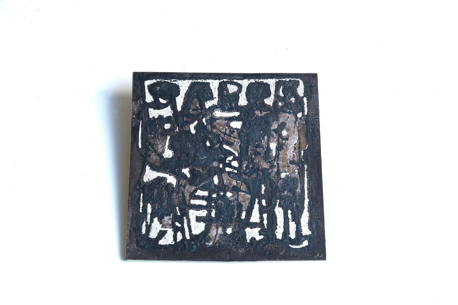 Ceramic Wall Hanging Plaque By Bjorne Skohg, Gustavsberg, Swedish, 1960s / Sculpture, Black And White, Abstract, Art, Scandinavian