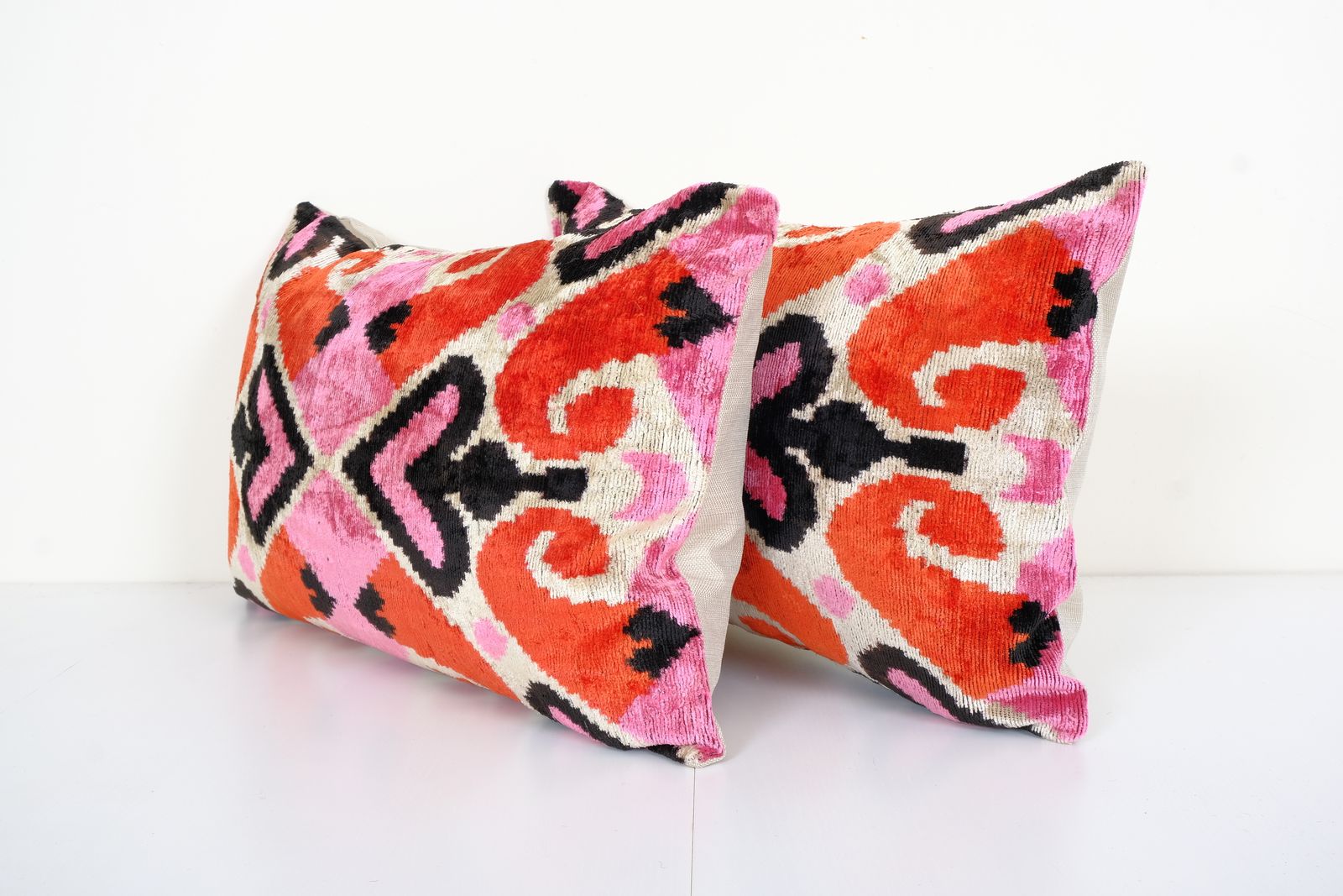 Pink Silk Ikat Velvet Pillow, Set Of Two Colorful Velvet Lumbar Pillowcase, Handmade Designer Throw Pillow photo for sale