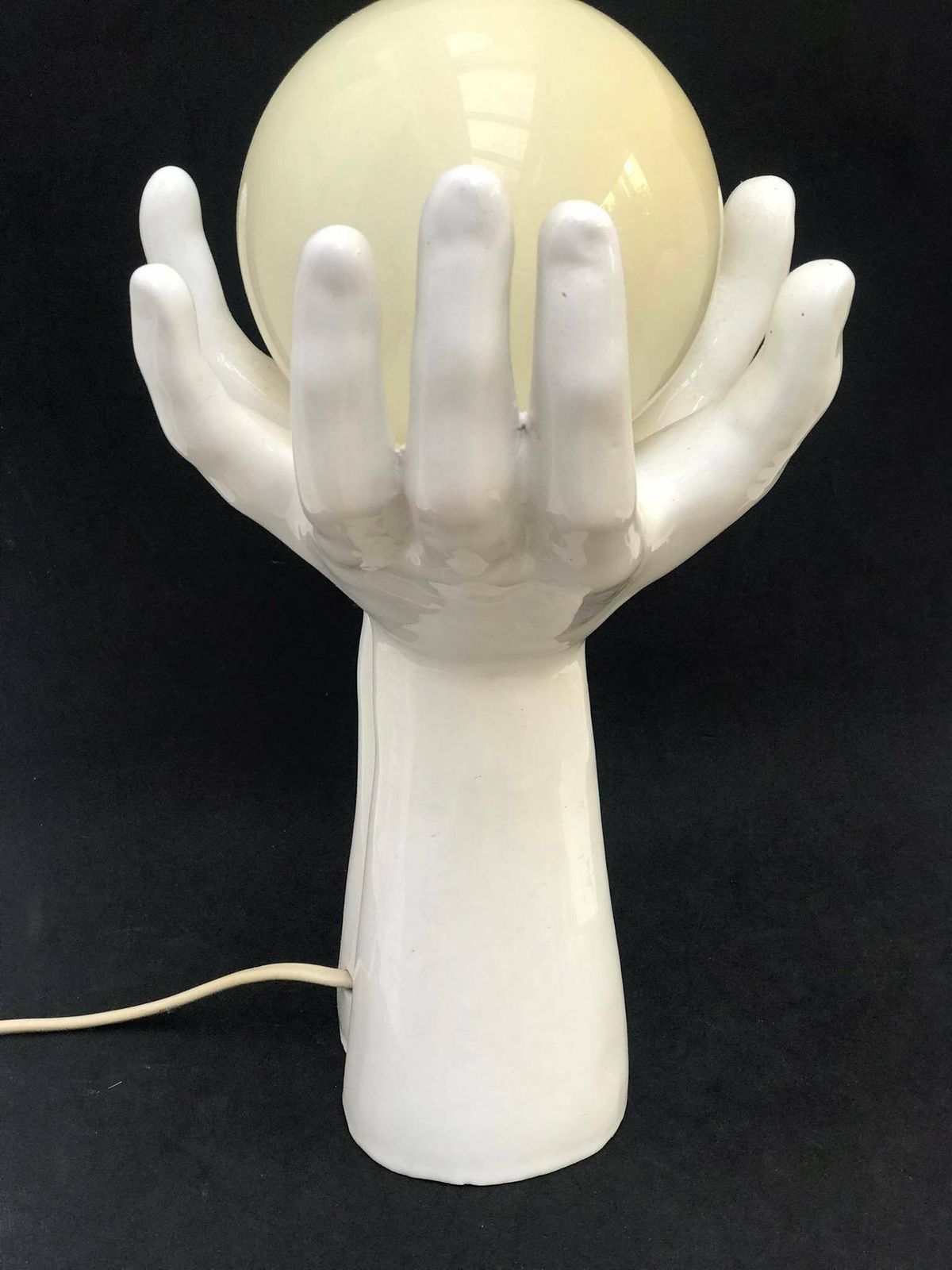 Tafellamp Vintage Handen Met Glazen Bol, Mid Century Lichtbol Jaren 70 Keramiek Met Glazen Bol Design Vintage photo Verlichting