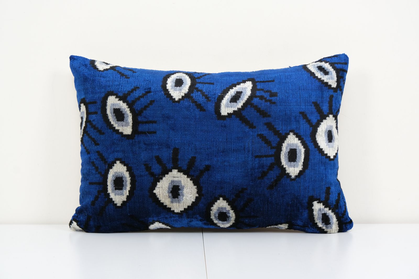 16" X 24" Ikat Eye Blue Pillow Pillow Cover   Silk Ethnic Velvet Lumbar Pillow Cover   Designer Pillow   Velvet Ikat Pillow