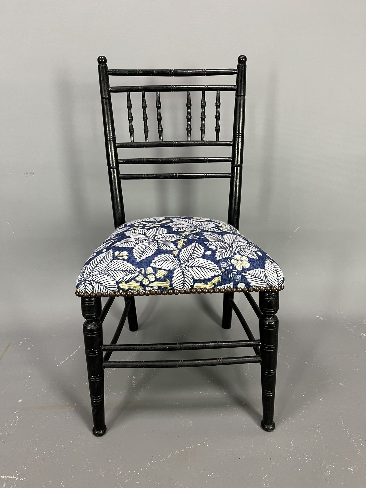 William Morris Sussex Chair, 1800s photo furniture