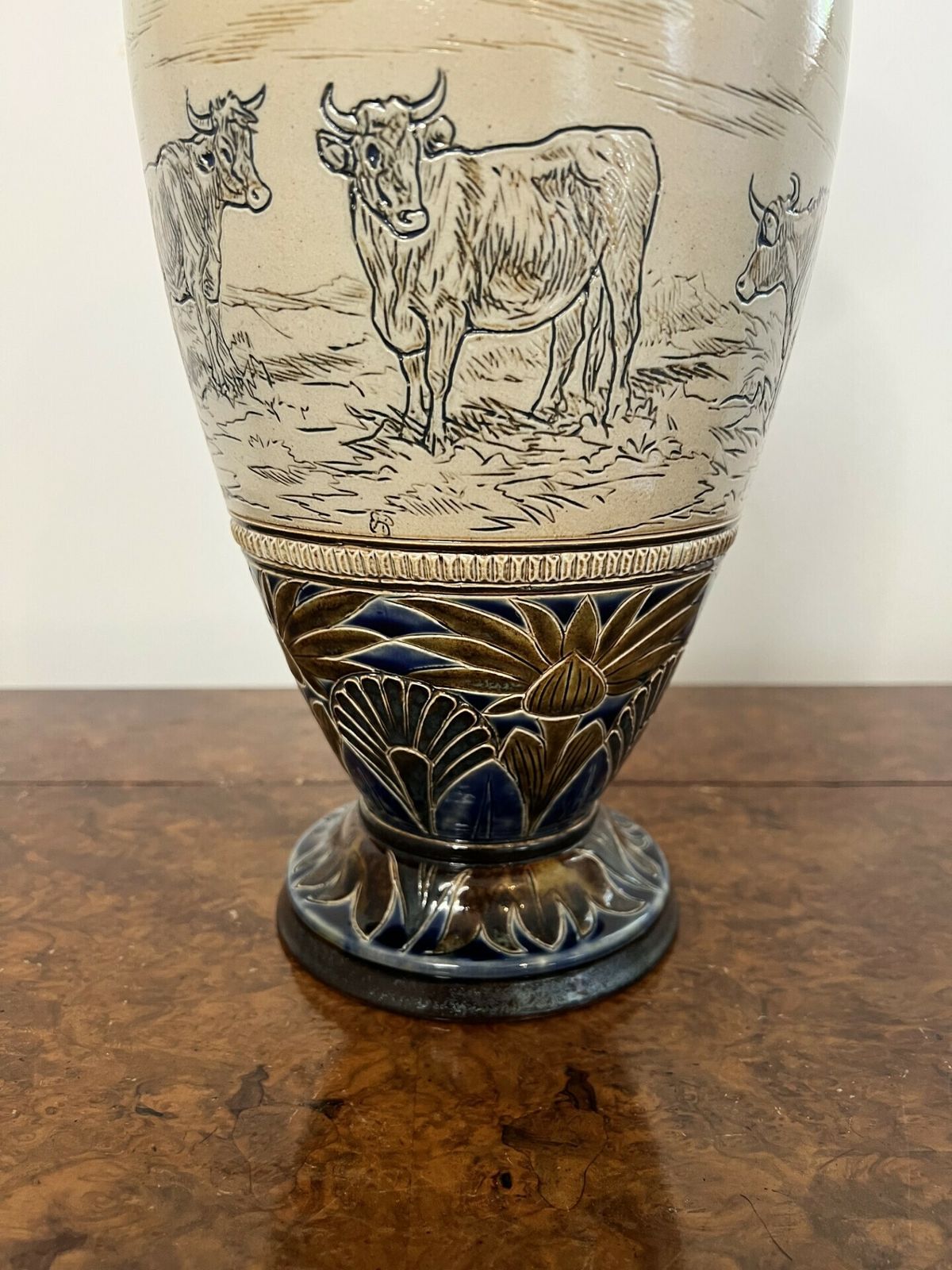 Outstanding Quality Large Antique Doulton Lambeth Vase By Hannah Barlow photo buy