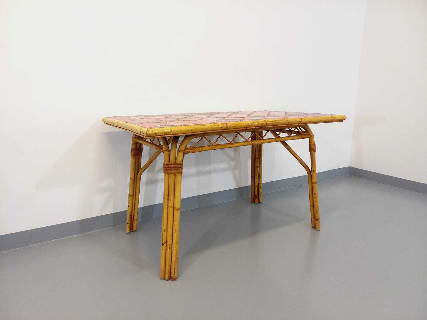 Table rectangulaire Audoux Minet en rotin et céramique photo furniture