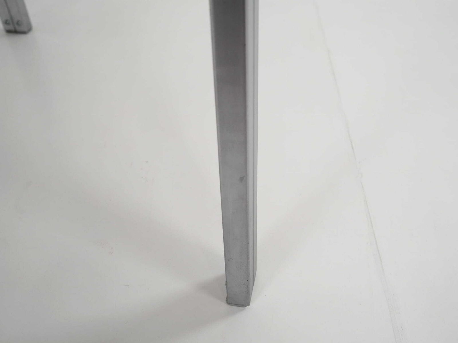 photo furniture Aluminium Bureau, Scandinavisch Design, Jaren 1980, Fabrikant: Montana Furniture