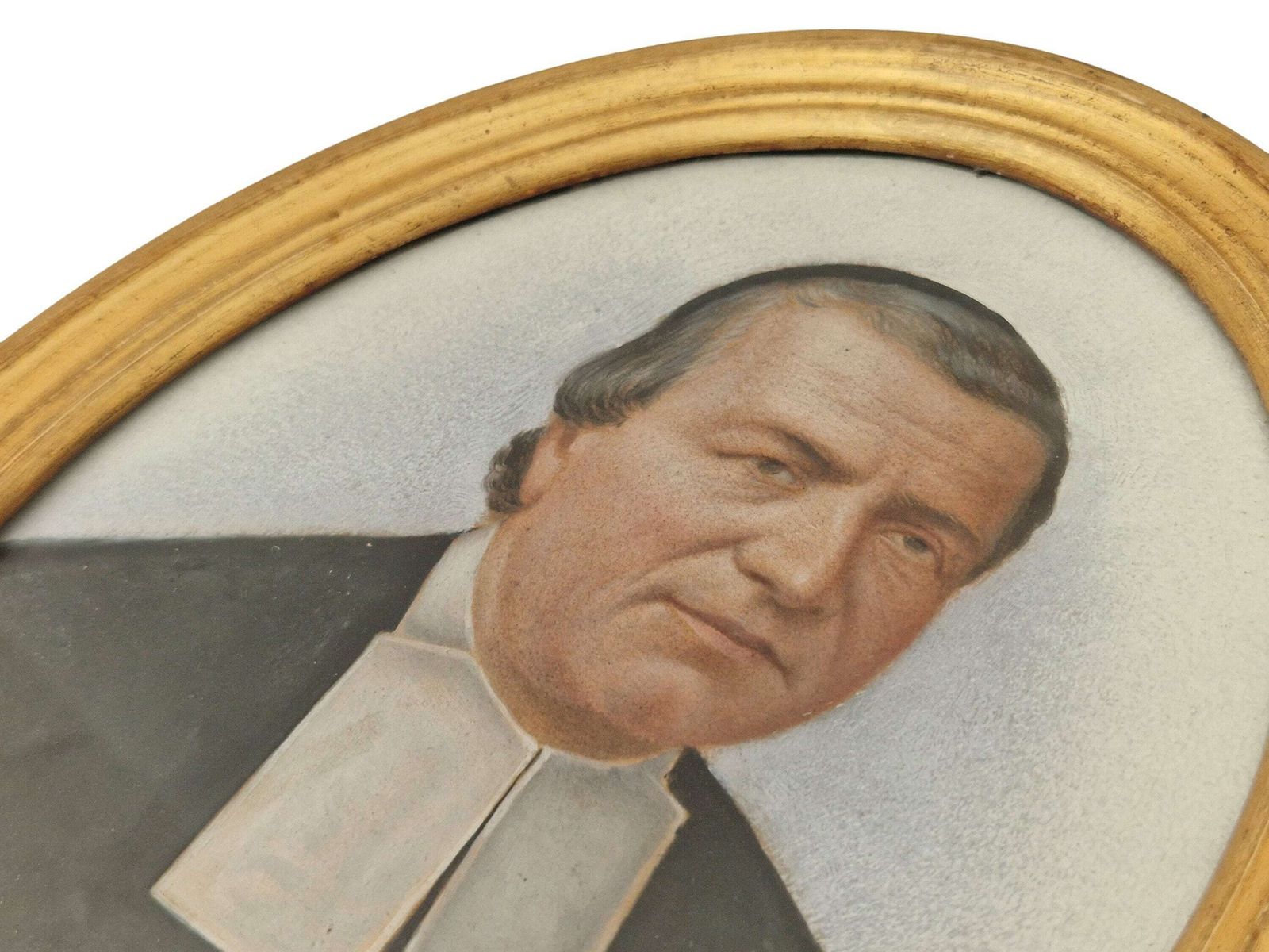 19e Eeuws Frans Priesterportret In Oliepastel, Antiek Wanddecoratie photo vintage