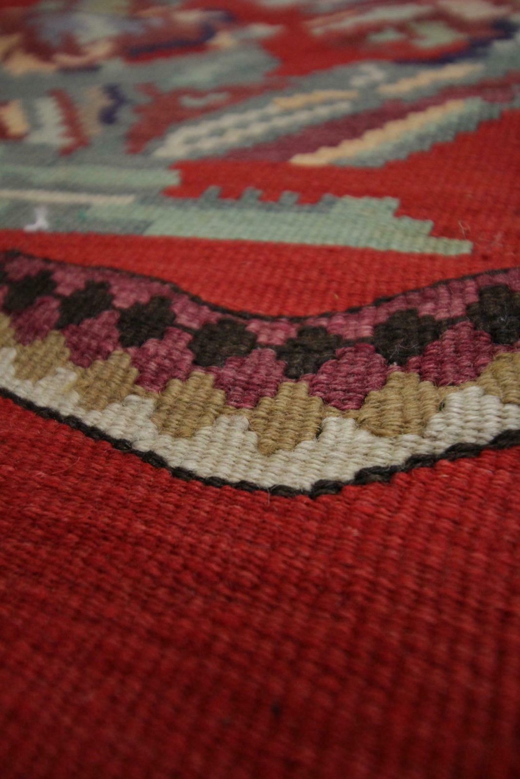 Antique Kilim Rug Red Handwoven Carpet Caucasian Red Wool Kilims photo vinterior