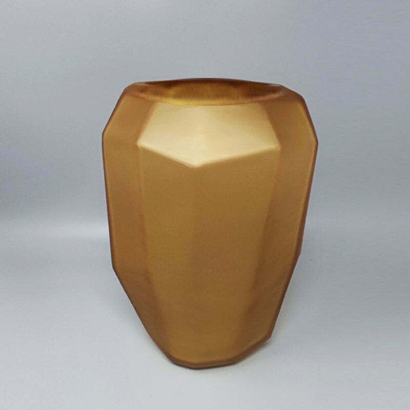 1970s Gorgeous Polyedric Vase By Dogi In Murano Glass. Made In Italy photo for sale