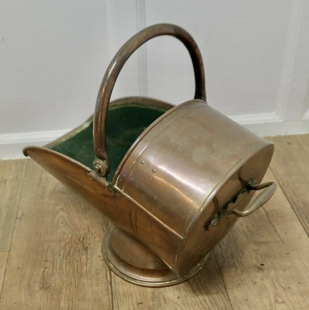 Superb Quality Arts And Crafts Copper Coal Scuttle photo for sale