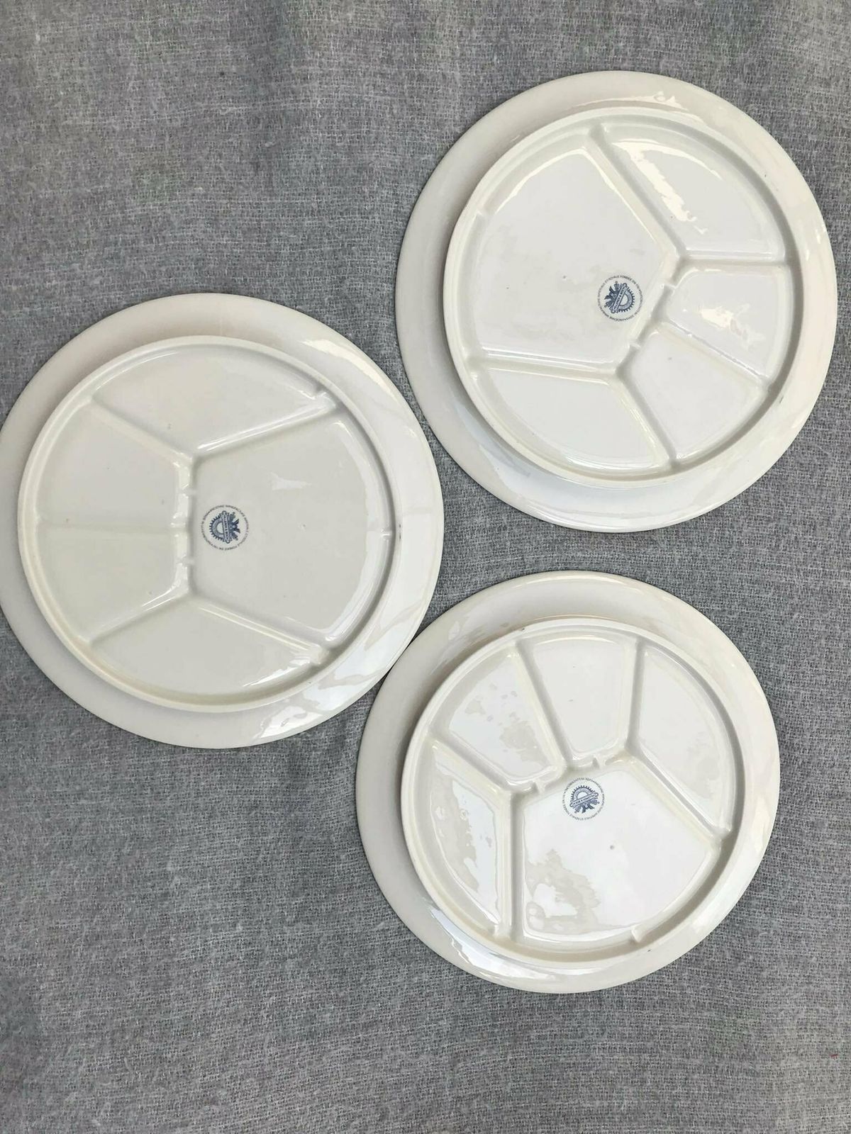 Set 3 Orange Fondue Plates Villeroy And Boch 70s Red Green Tapas Sushi Hors D' Oeuvre Appetizers Rare 1970s Table Decor Orange Decor photo for sale