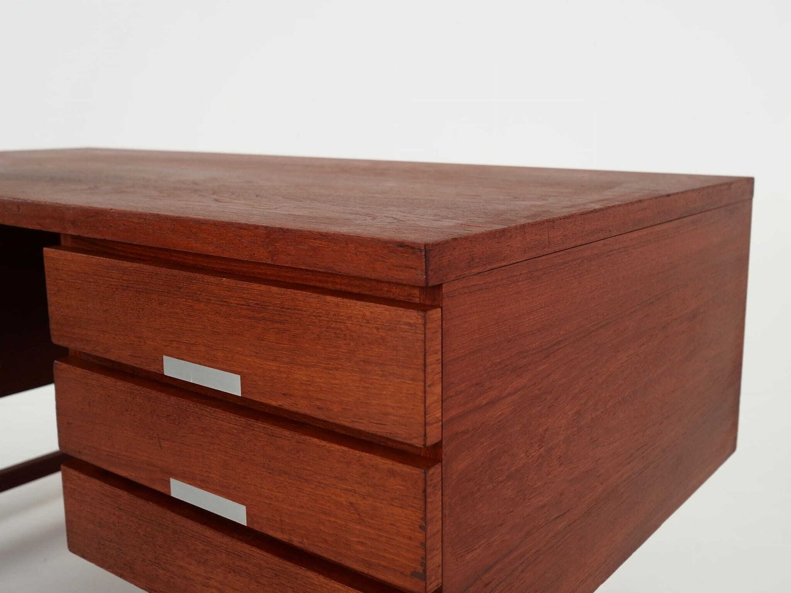 photo furniture Teak Desk, Danish Design, 1970s, Manufacturer: Eigil Petersens Møbelfabrik