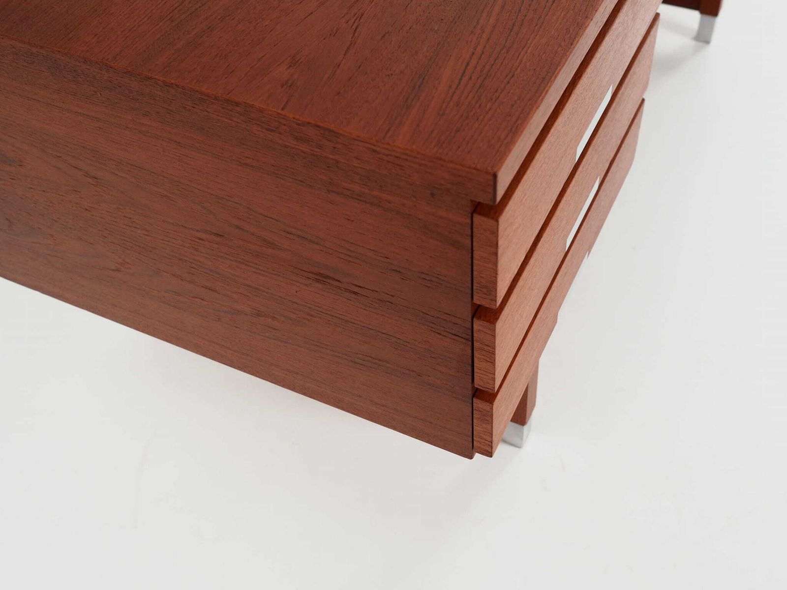 photo vinterior Teak Desk, Danish Design, 1970s, Manufacturer: Eigil Petersens Møbelfabrik