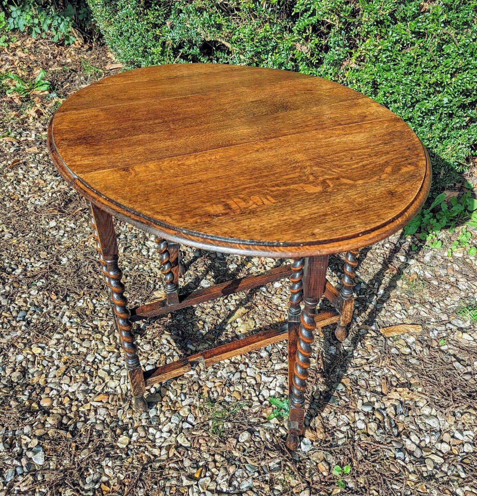 Early 20th C Oak Leaf Gate Leg Table, Barly Twist Supports 0213. photo for sale