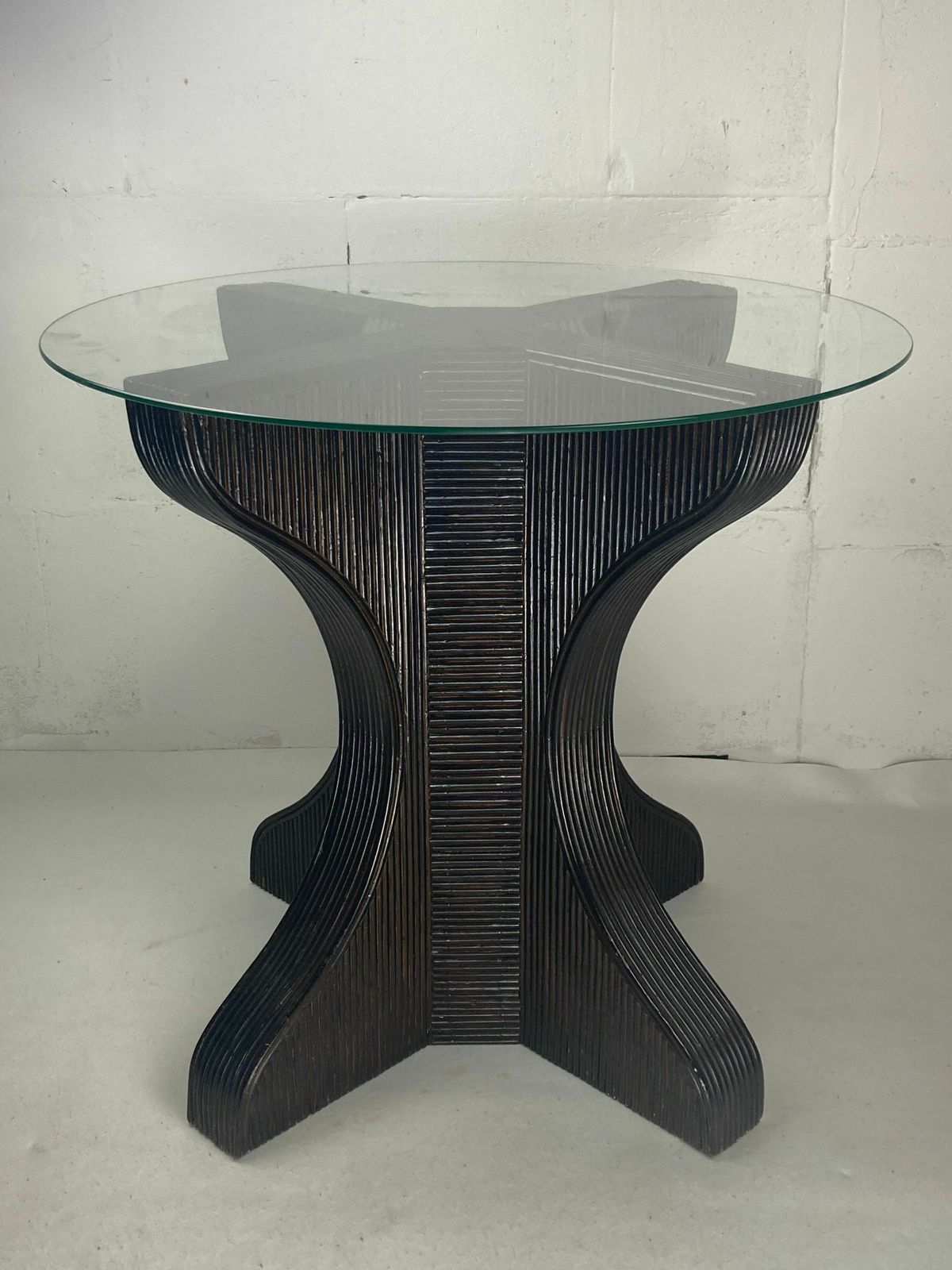 photo vintage Pencil Reed Rattan Bamboo Dining Or Side Table Base With Smoked Glass Top, 1970s