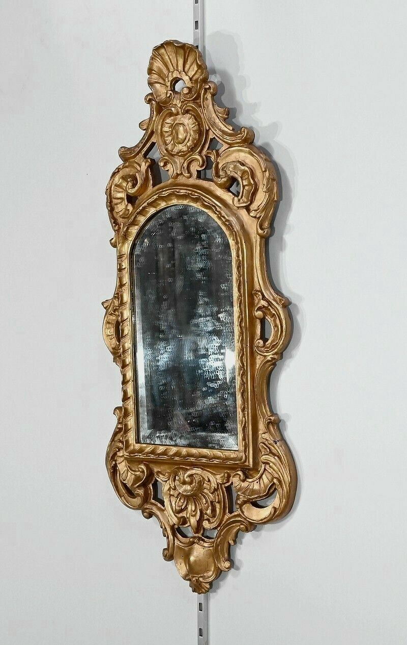 Louis XV Mirror In Golden Wood, Rocaille – 19th Century photo Home Decor