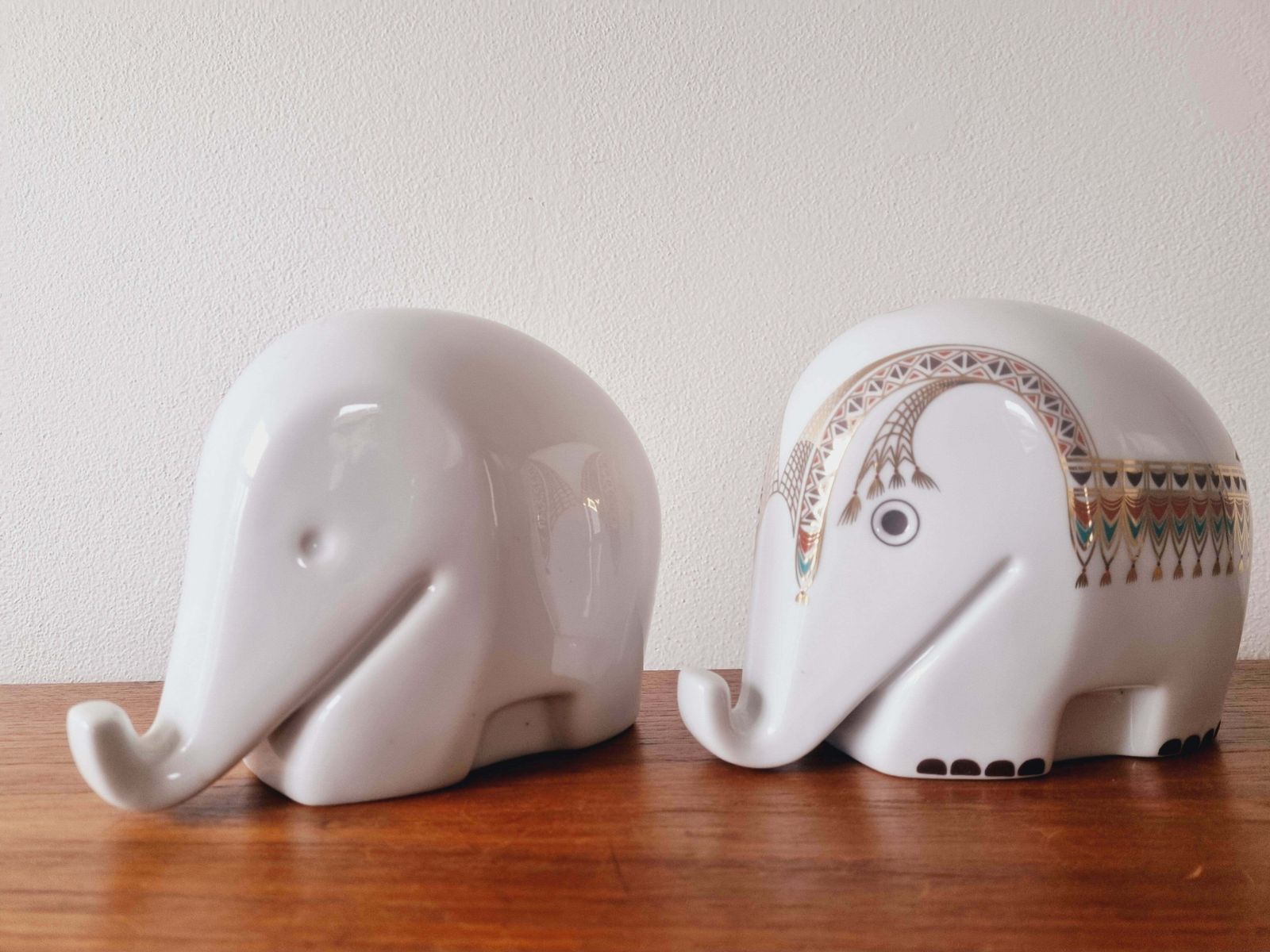 Set Of Two Midcentury Porcelain Money Boxes Elephant Drumbo, Luigi Colani, 1970s photo vintage