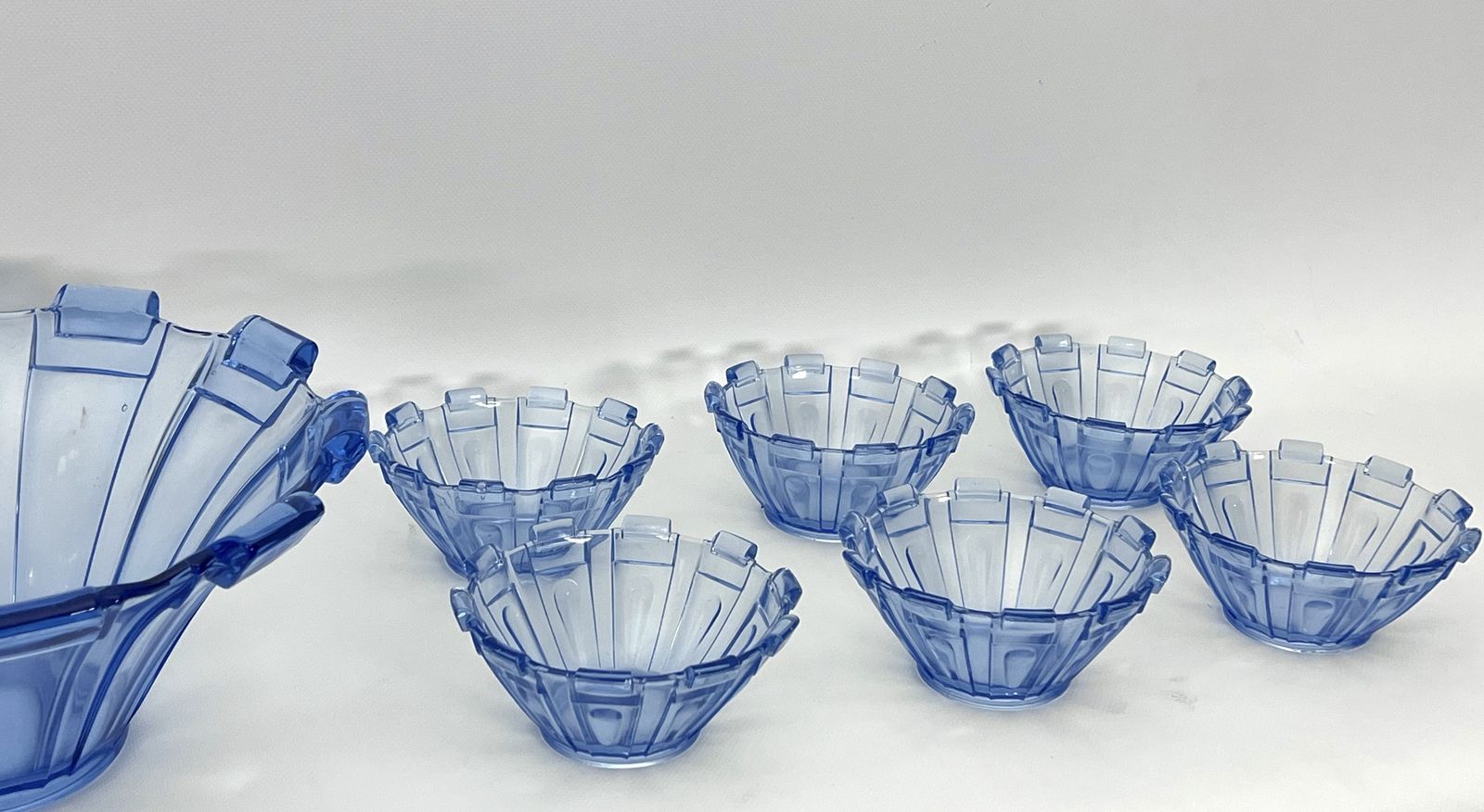 Art Deco Murano Glass Serving Bowl Set Of 13. Italy 1930s photo vintage