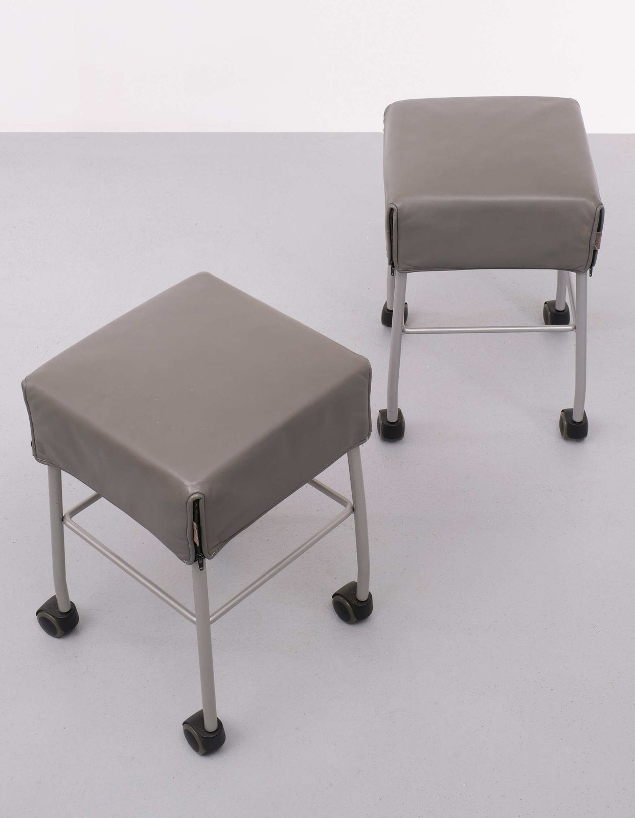 Set Montis Samba Stools On Wheels photo for sale