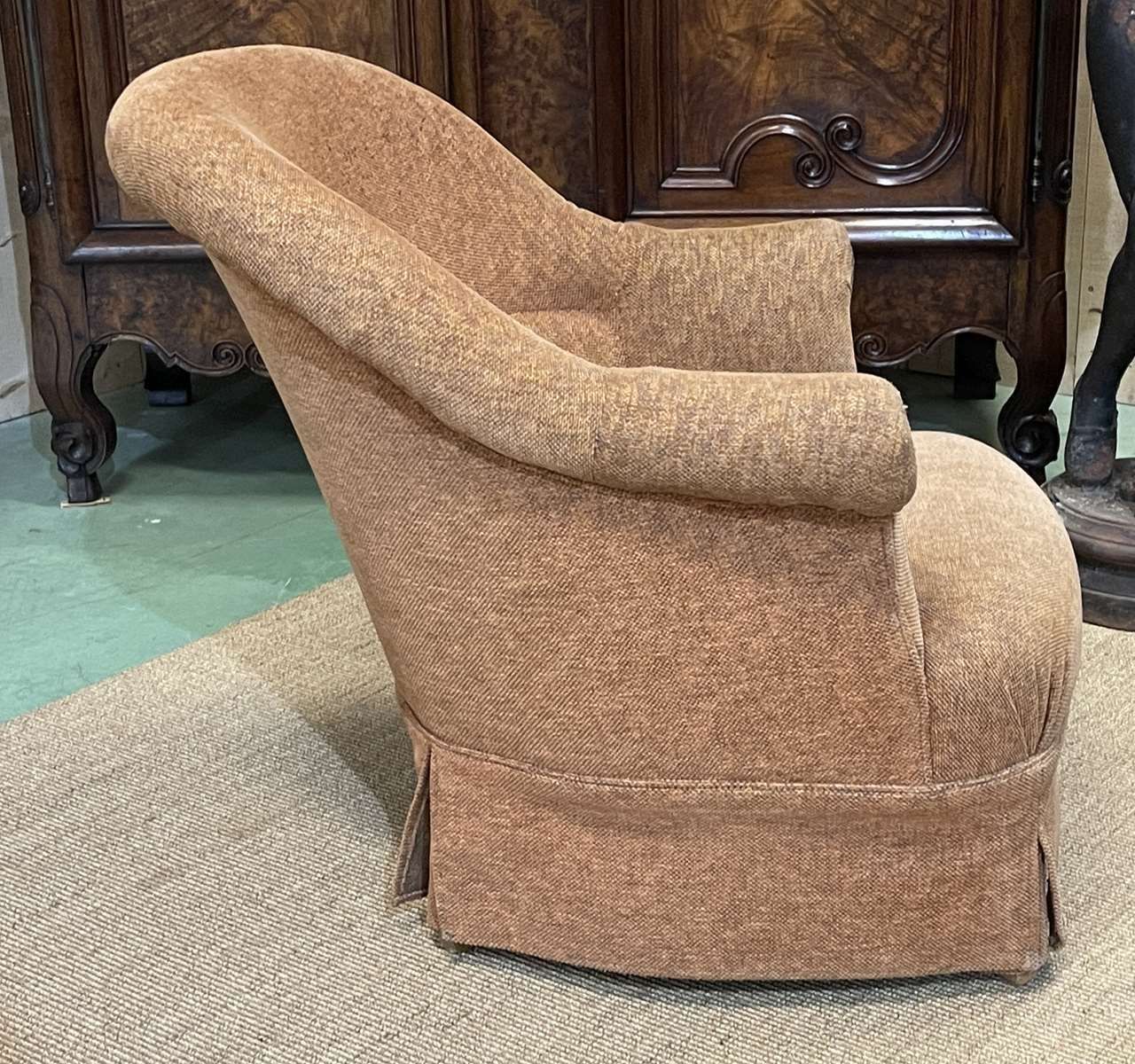 photo furniture Toad Armchair From The 1950s
