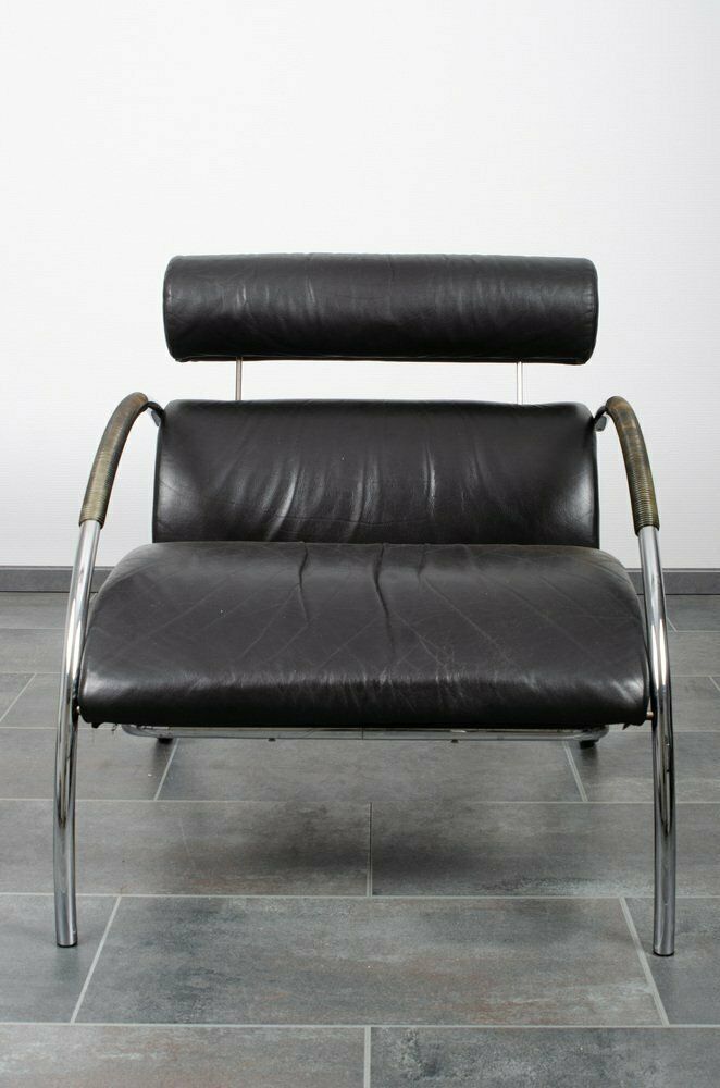 photo furniture Black Leather Zyklus Armchair By Peter Maly For Cor