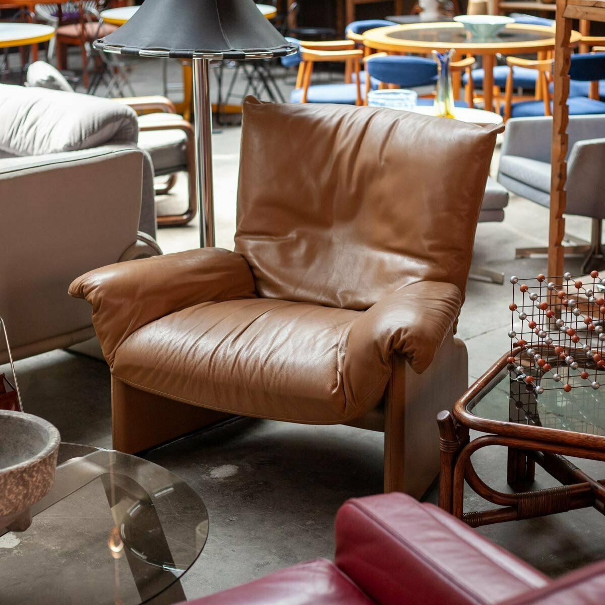 photo furniture Leather Palmaria Easy Chair By Vico Magistretti For For Cassina, 1995