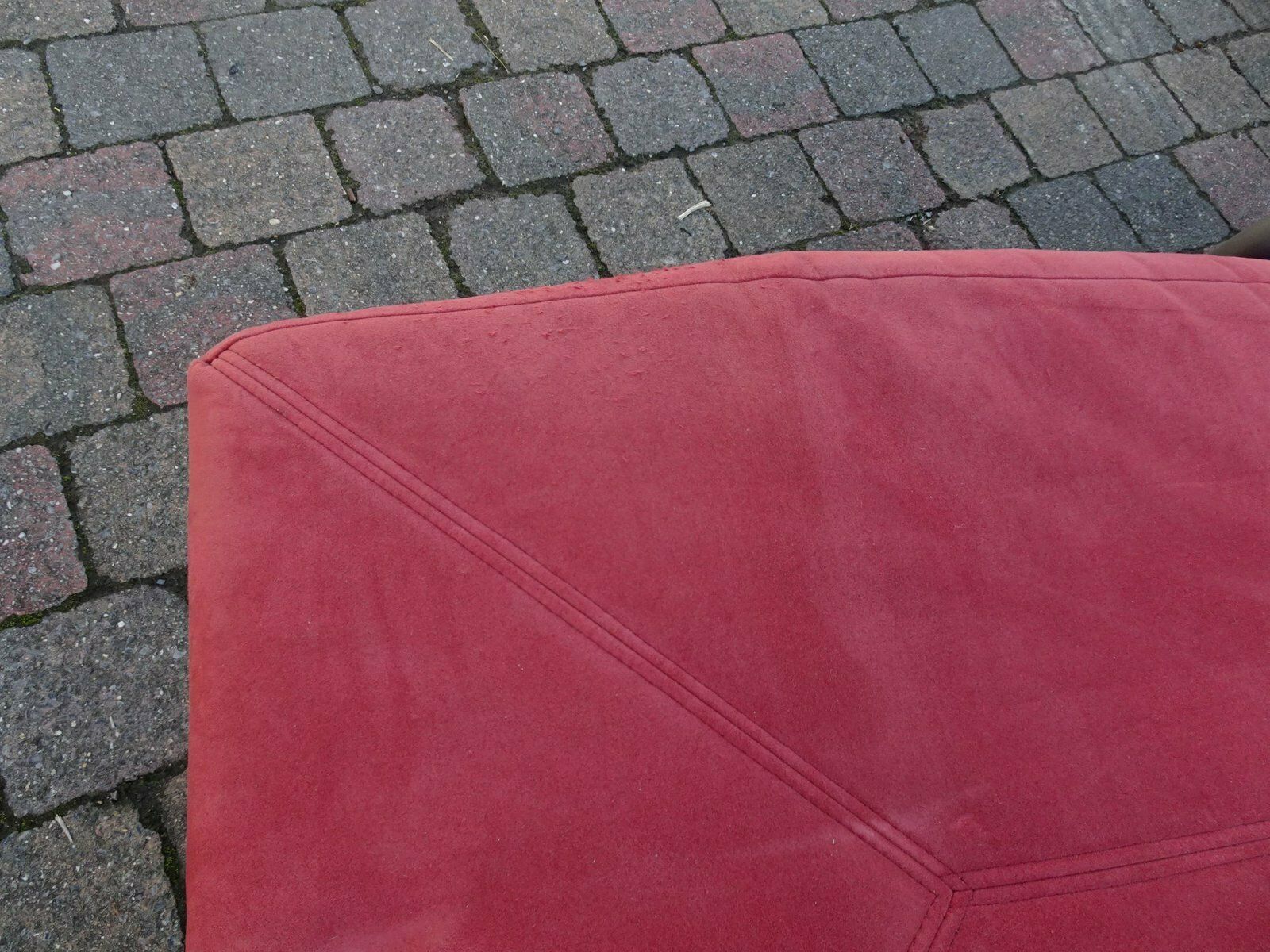 Italian Postmodern Pink Lounge Chair By Bonald For Goraco, 1980s photo vinterior