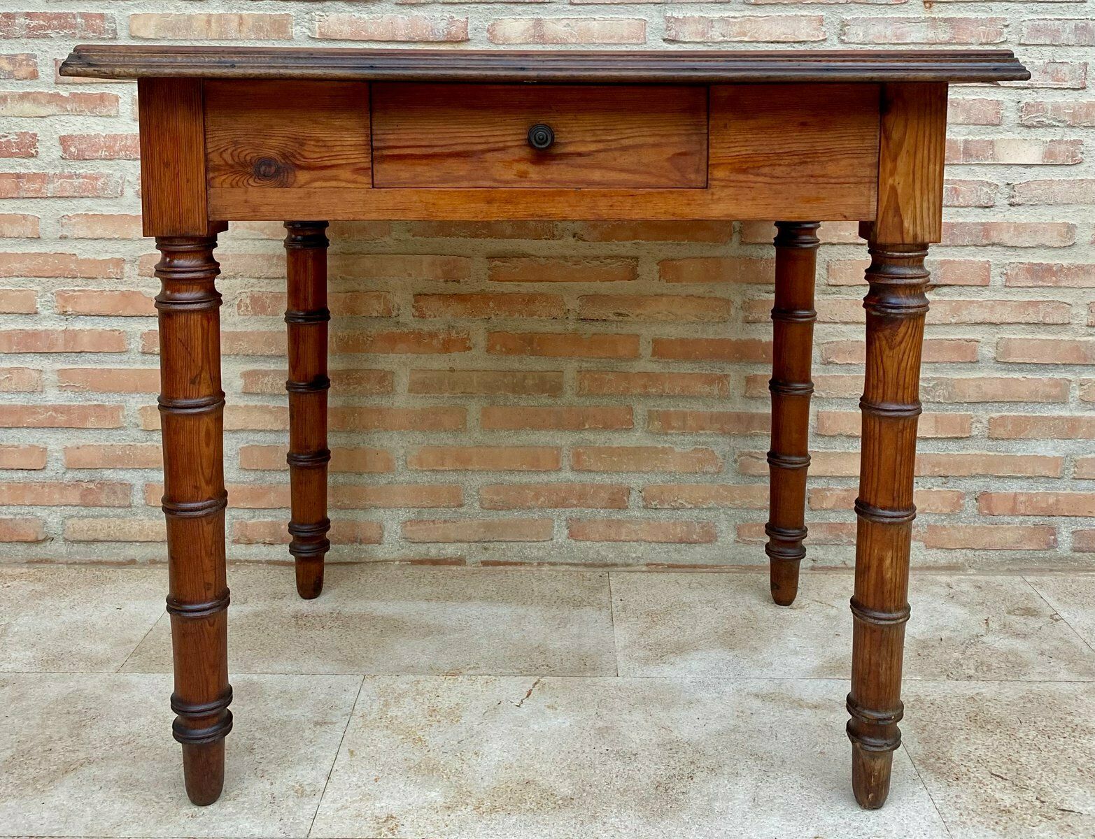 Early 20th Century French Oak Worktable With One Drawer, 1920s