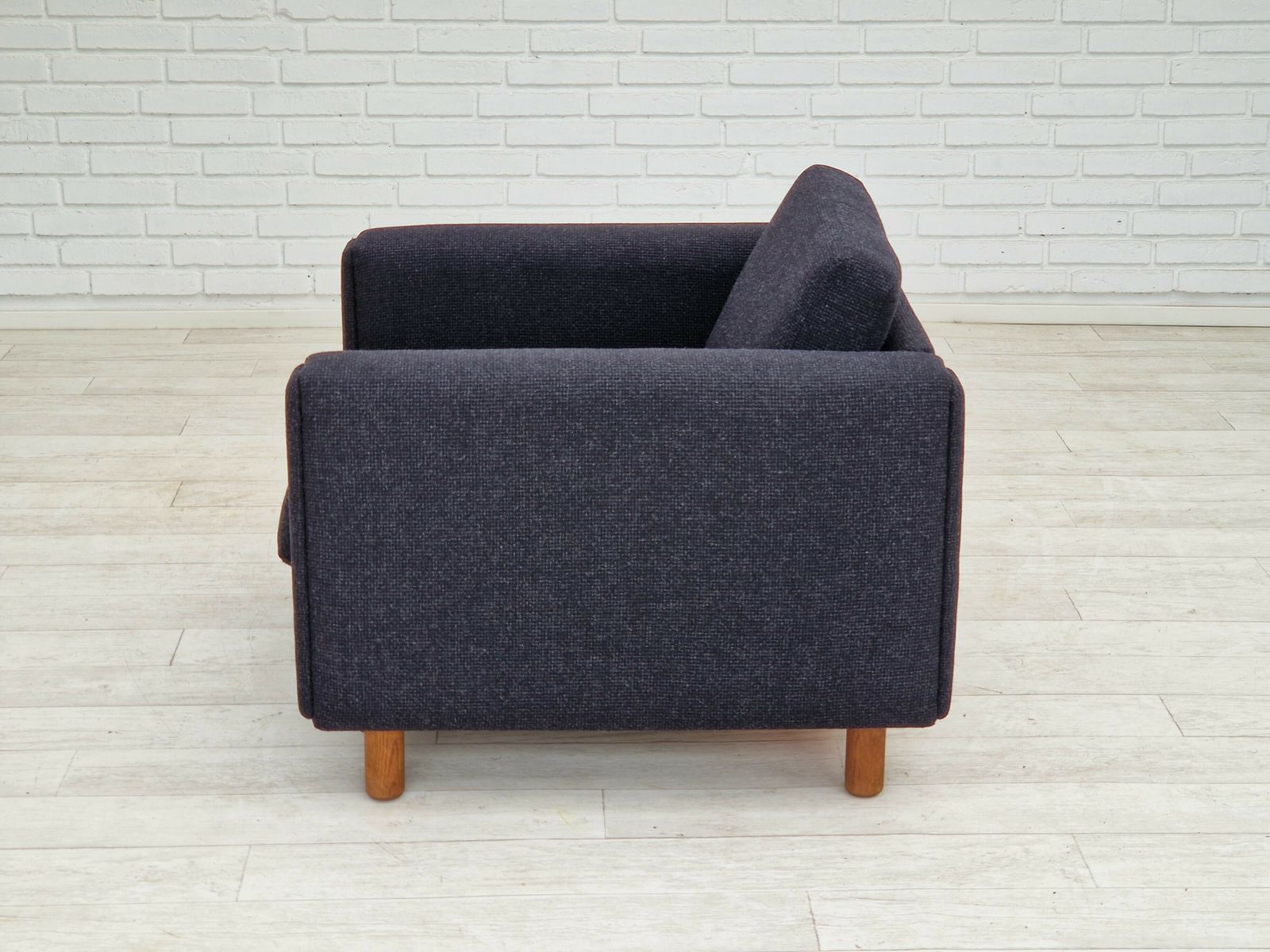 photo vinterior 1970s, Danish Design By H.J. Wegner, Reupholstered Armchair, Model Ge300.