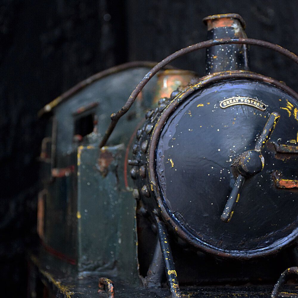 Amazing Locomotive, Early 20th Century photo furniture