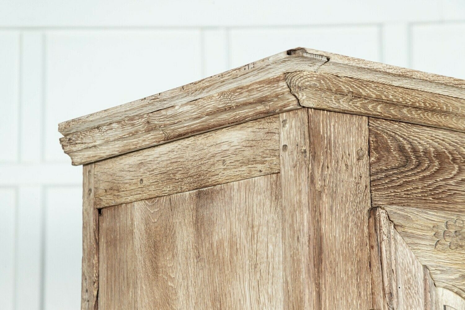 photo vintage Large 19thc French Provincial Bleached Oak Armoire