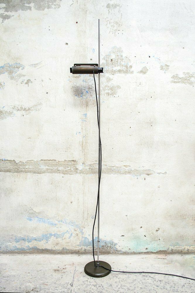 Model Dim 333 Lamp Door Vico Magistretti Voor Oluce, Italië, 1975 photo furniture
