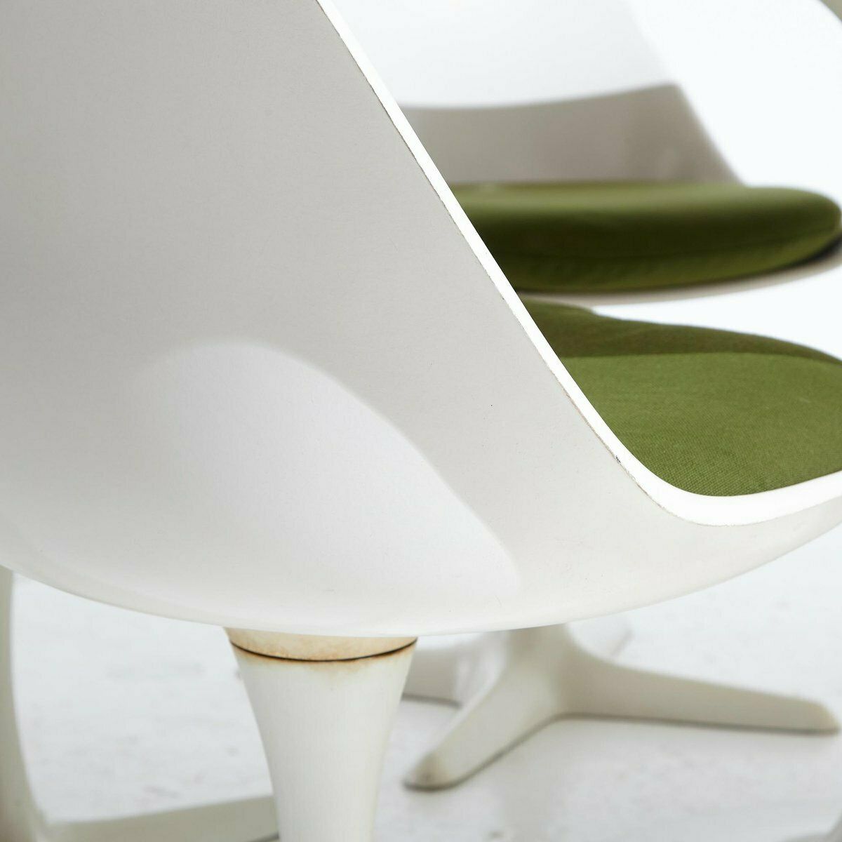 Dining Table And Chairs By Maurice Burke For Arkana, 1960s, Set Of 7 photo for sale