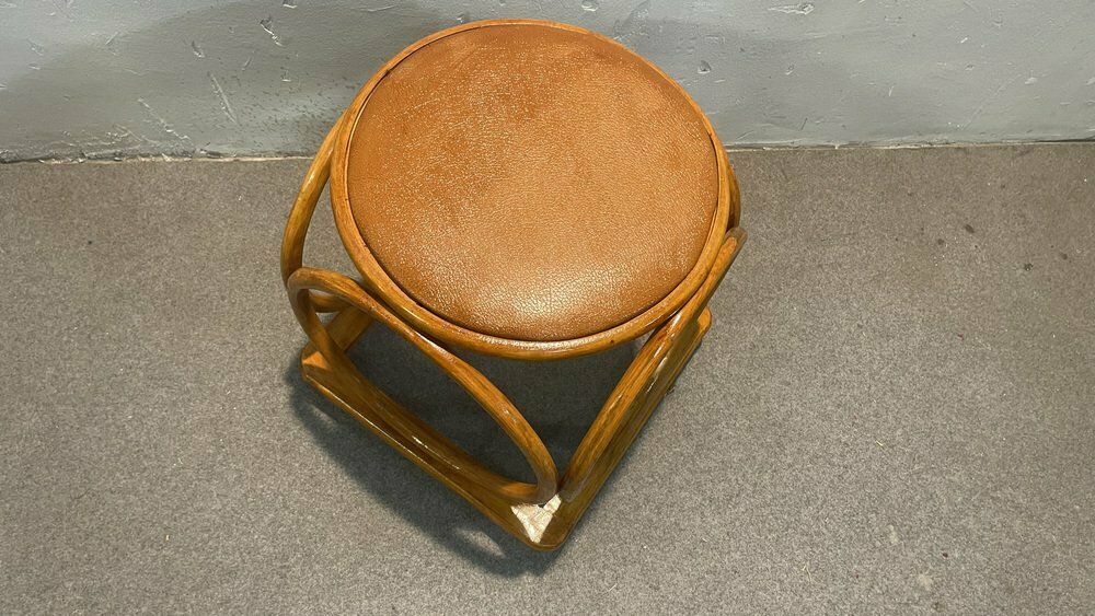 Living Room Pouf From Thonet, 1800s photo furniture
