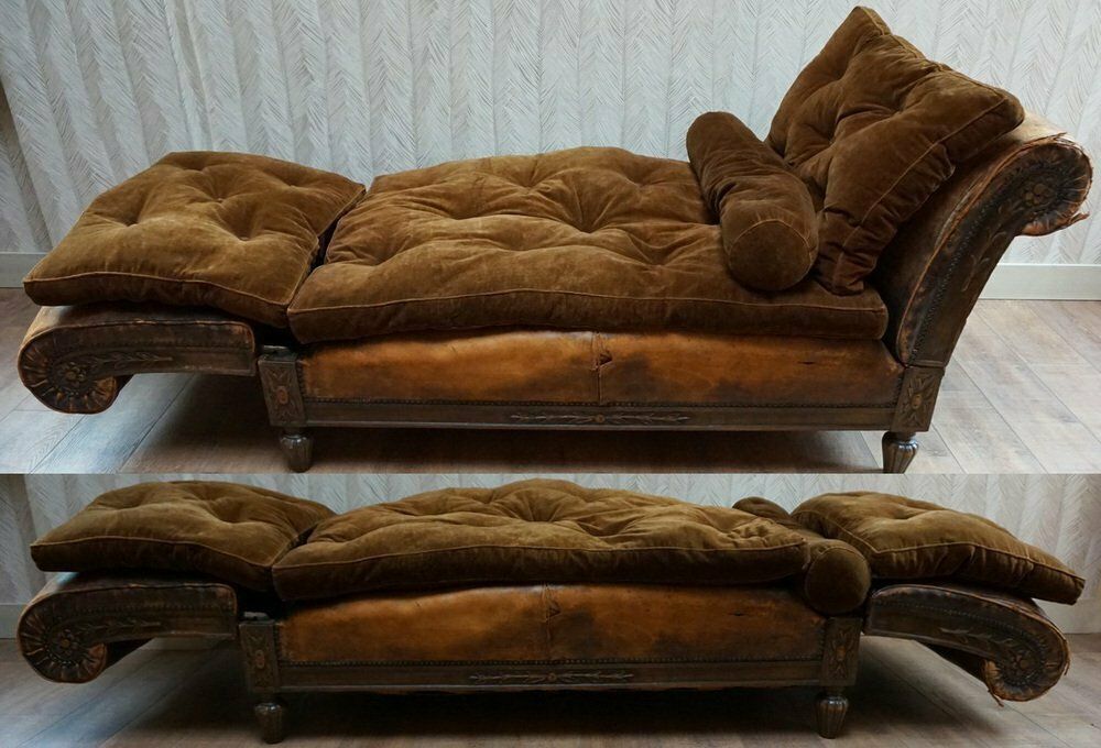 photo vintage French Distressed Leather Adjustable Loveseat Or Daybed, 1900s