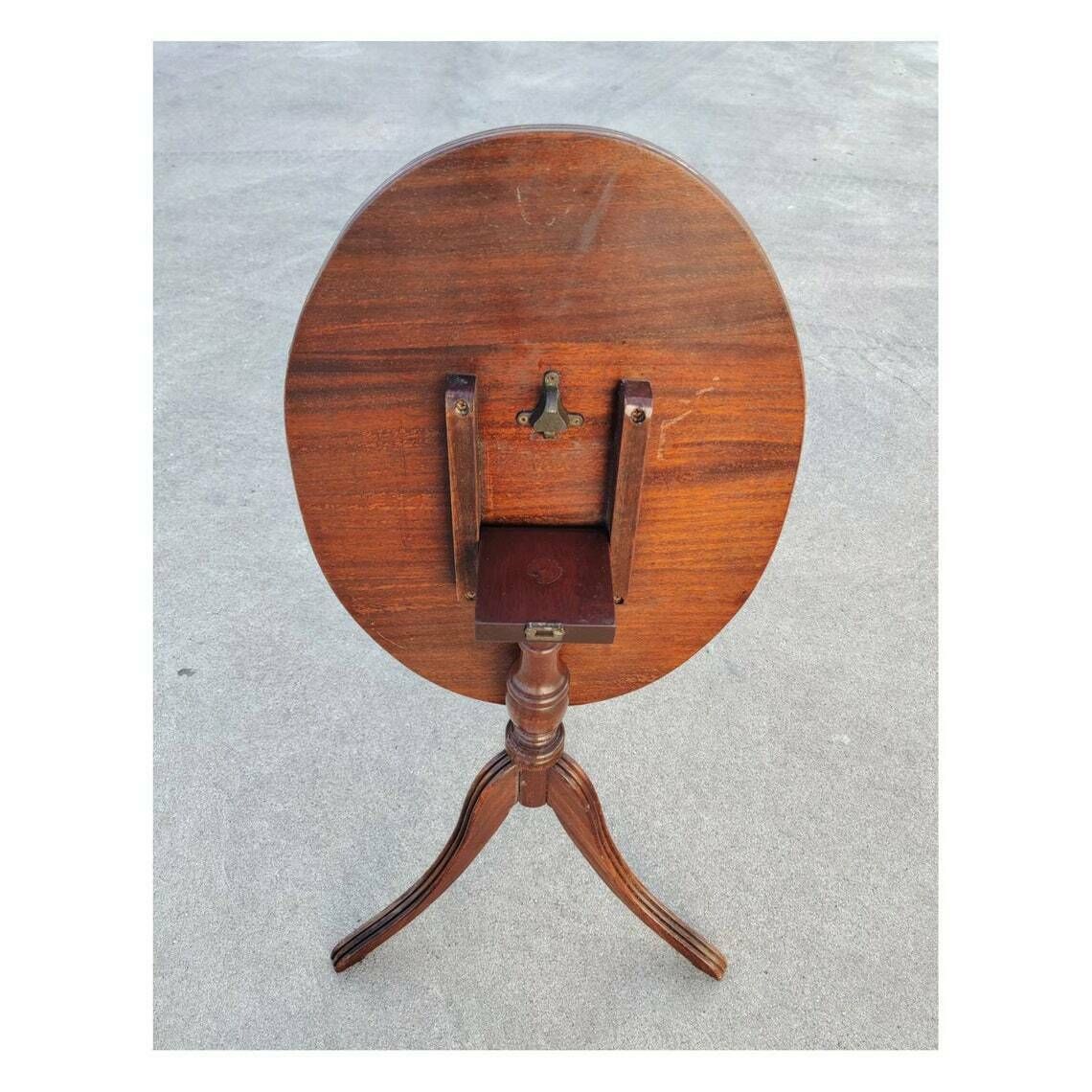 Vintage Collapsible Side Table In Georgian Style // Mahogany And Leather Side Table // Made In Italy In 1950s photo Furniture