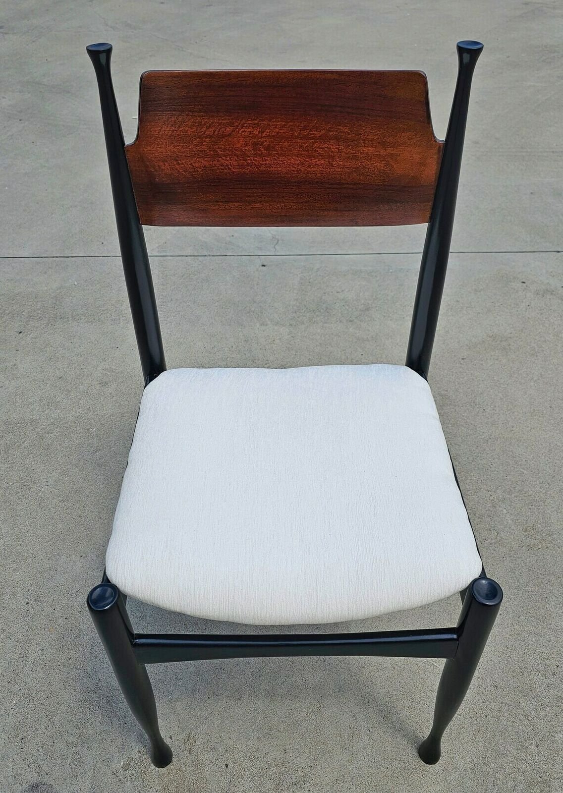 Set Of 4 Fully Refurbished Mid Century Modern Dining Chairs In Beech And Mahogany Attributed To Paolo Buffa // Made In Italy In 1950s photo Furniture
