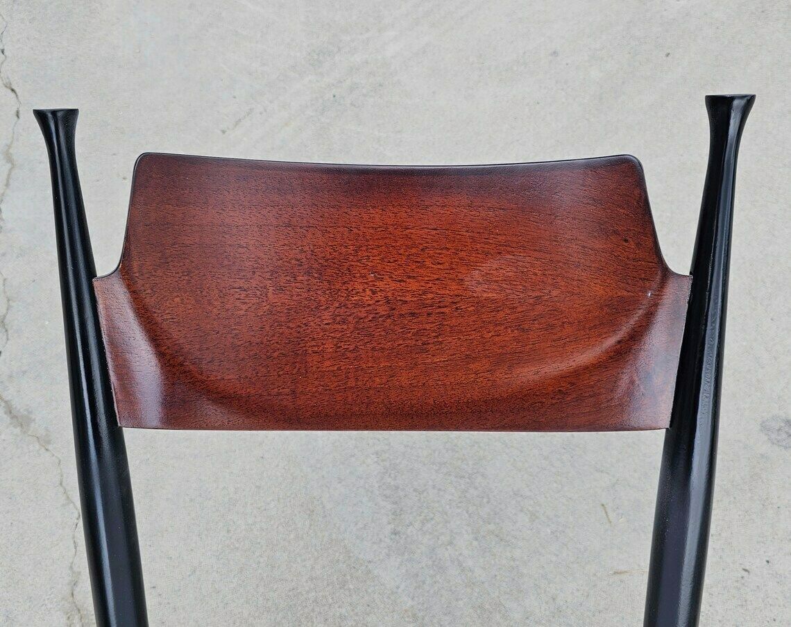 Set Of 4 Fully Refurbished Mid Century Modern Dining Chairs In Beech And Mahogany Attributed To Paolo Buffa // Made In Italy In 1950s photo vintage