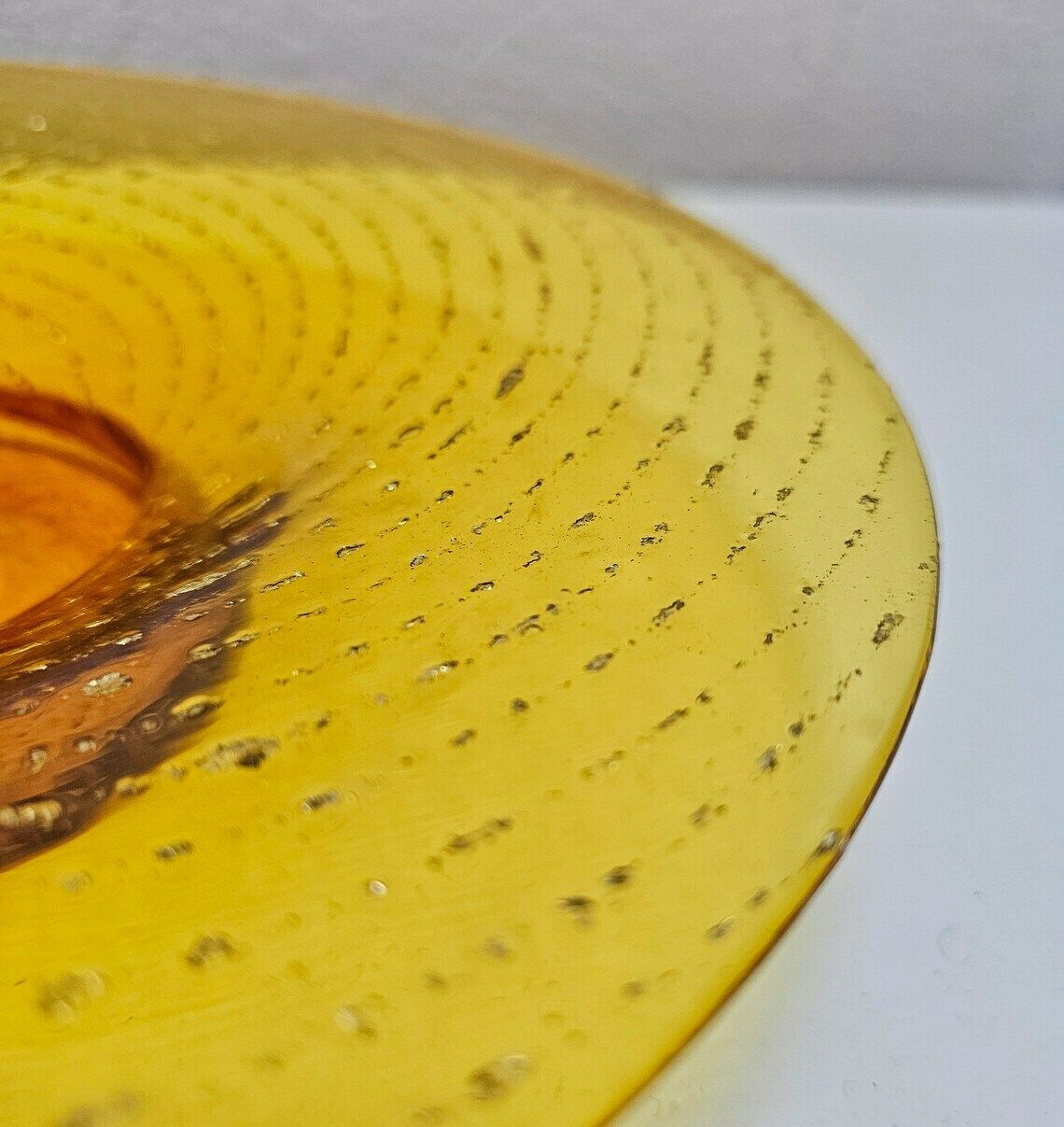 Mid Century Modern Yellow Murano Art Glass Decorative Plate With Golden Dust // Made In Italy In 1960s photo vinterior