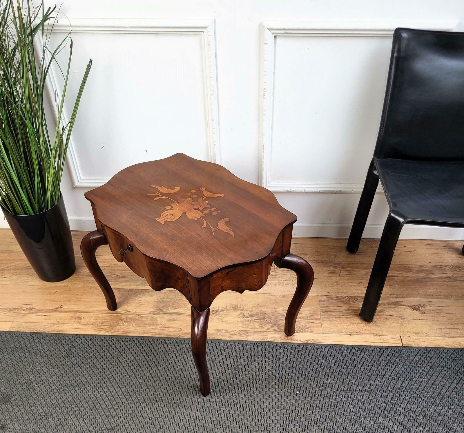 Neoclassical Italian Walnut Inlay Marquetry Spider Coffee Sofa Or Side Table photo Furniture