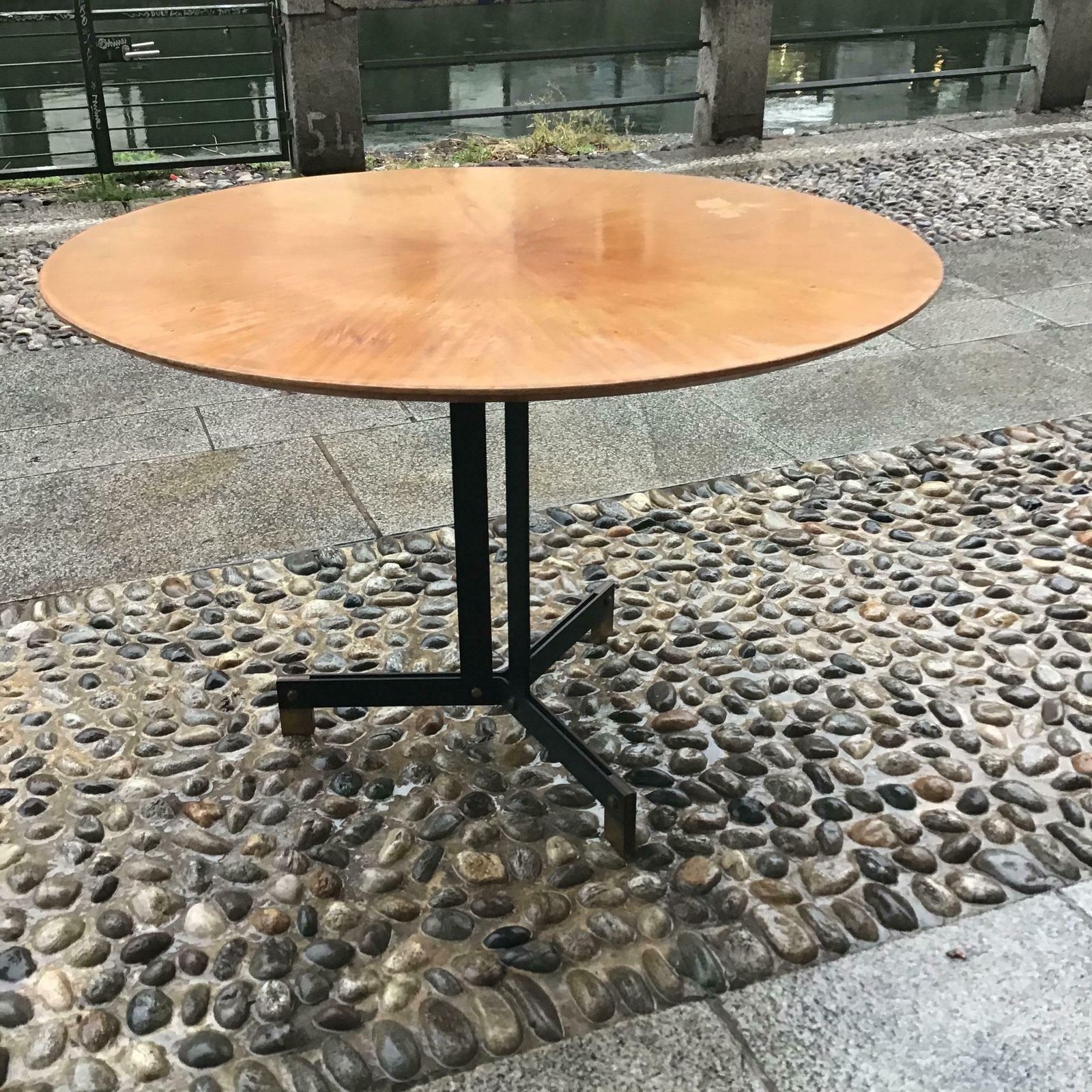 10554.0 Ignazio Gardella Dining Table Brass Iron Wood, 1950, Italy photo