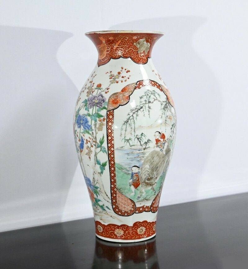 Large Japanese Porcelain Vase – Late 19th Century photo furniture