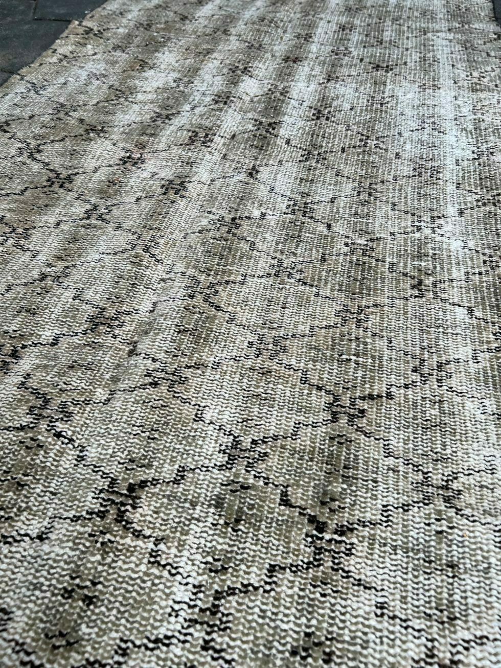 Vintage Yuruk Rug/ Runner 83 X 280 Cm, 1960s photo Textiles