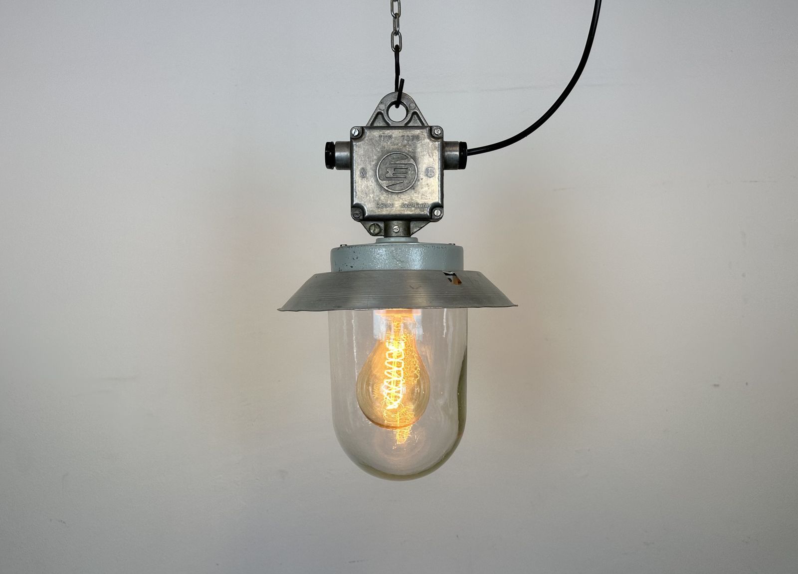 photo furniture Industrial Aluminium Light With Clear Glass Cover From Elektrosvit, 1970s, 4x