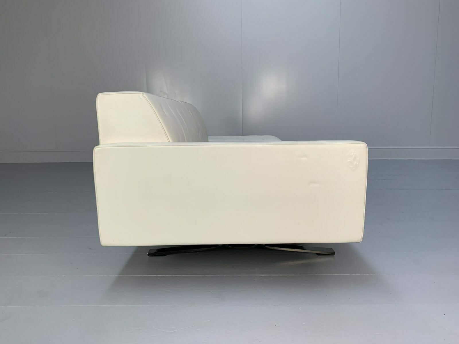 photo furniture Poltrona Frau “Kennedee” 3 Seat Sofa – In Ivory “Pelle Frau” Leather