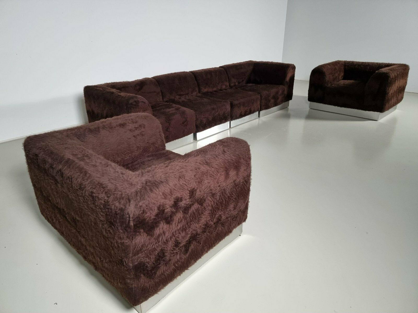 photo furniture Italian Chrome Plated Lounge Chairs With Faux Fur, 1970, Set Of 2