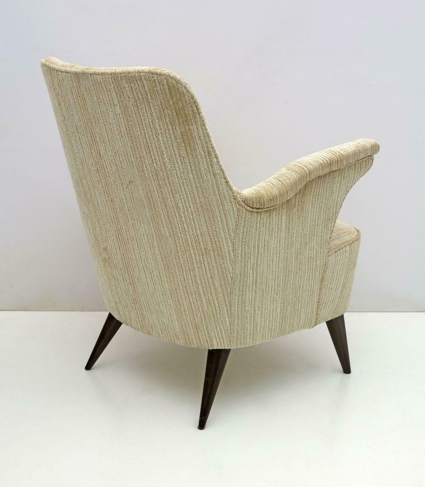 Pair Of Nino Zoncada Mid Century Modern Chenille Velvet By Cassina Armchairs 50s photo vintage