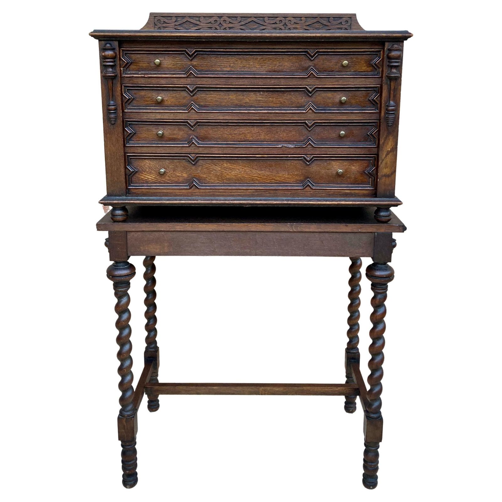 Cabinet à couverts français en chêne, quatre tiroirs, années 1920